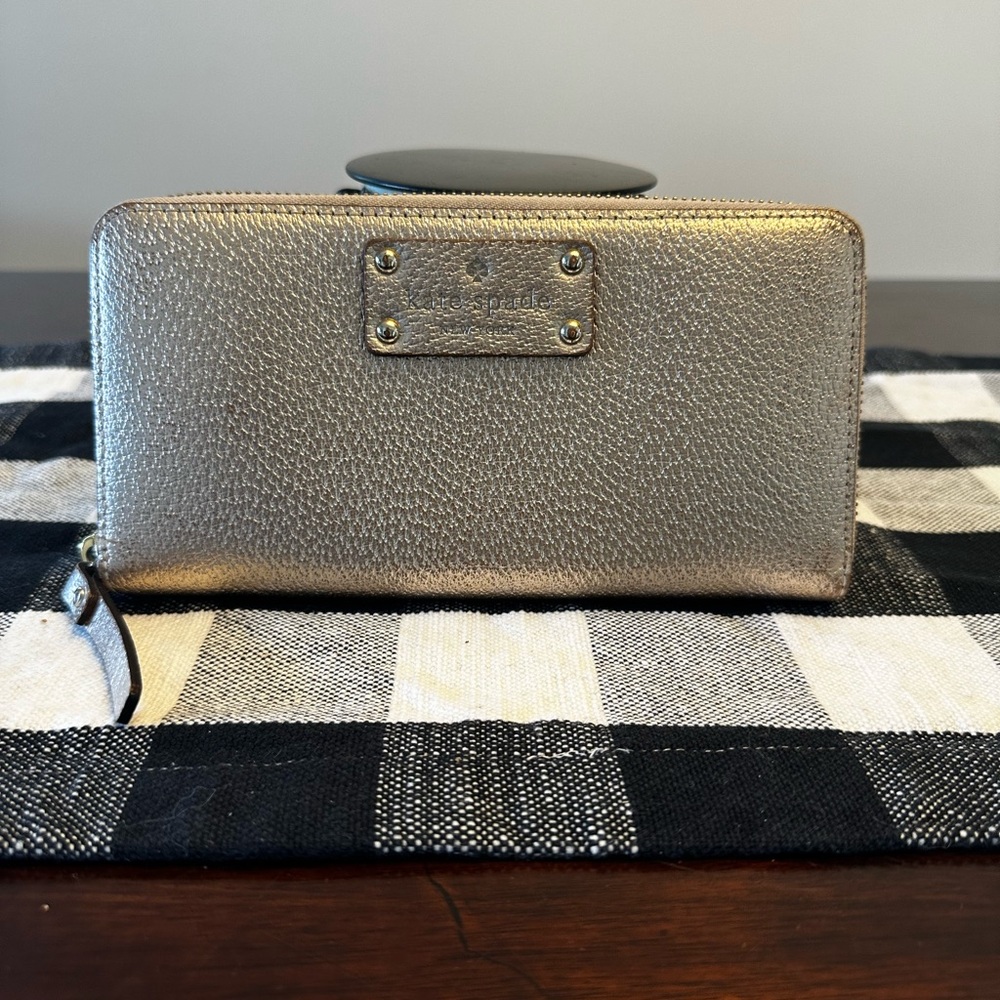 Kate Spade wallet